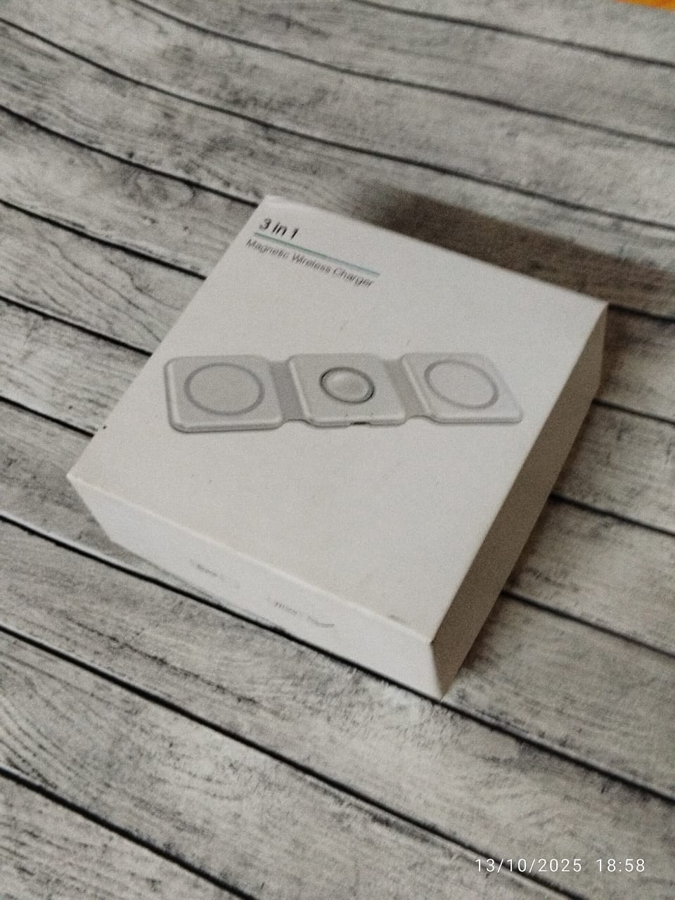 Bizonik Smart Wireless 3in1 charger