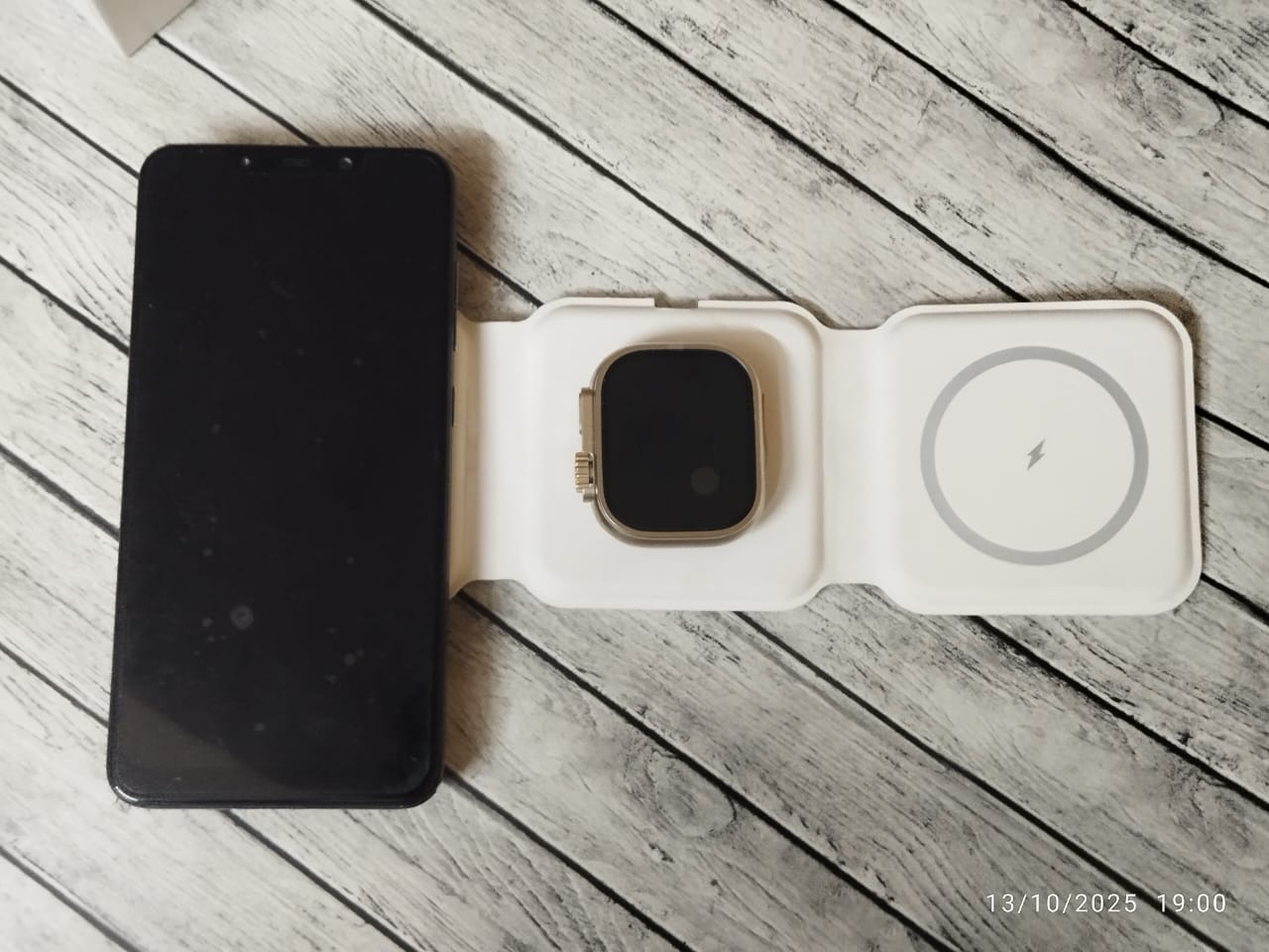 Bizonik Smart Wireless 3in1 charger